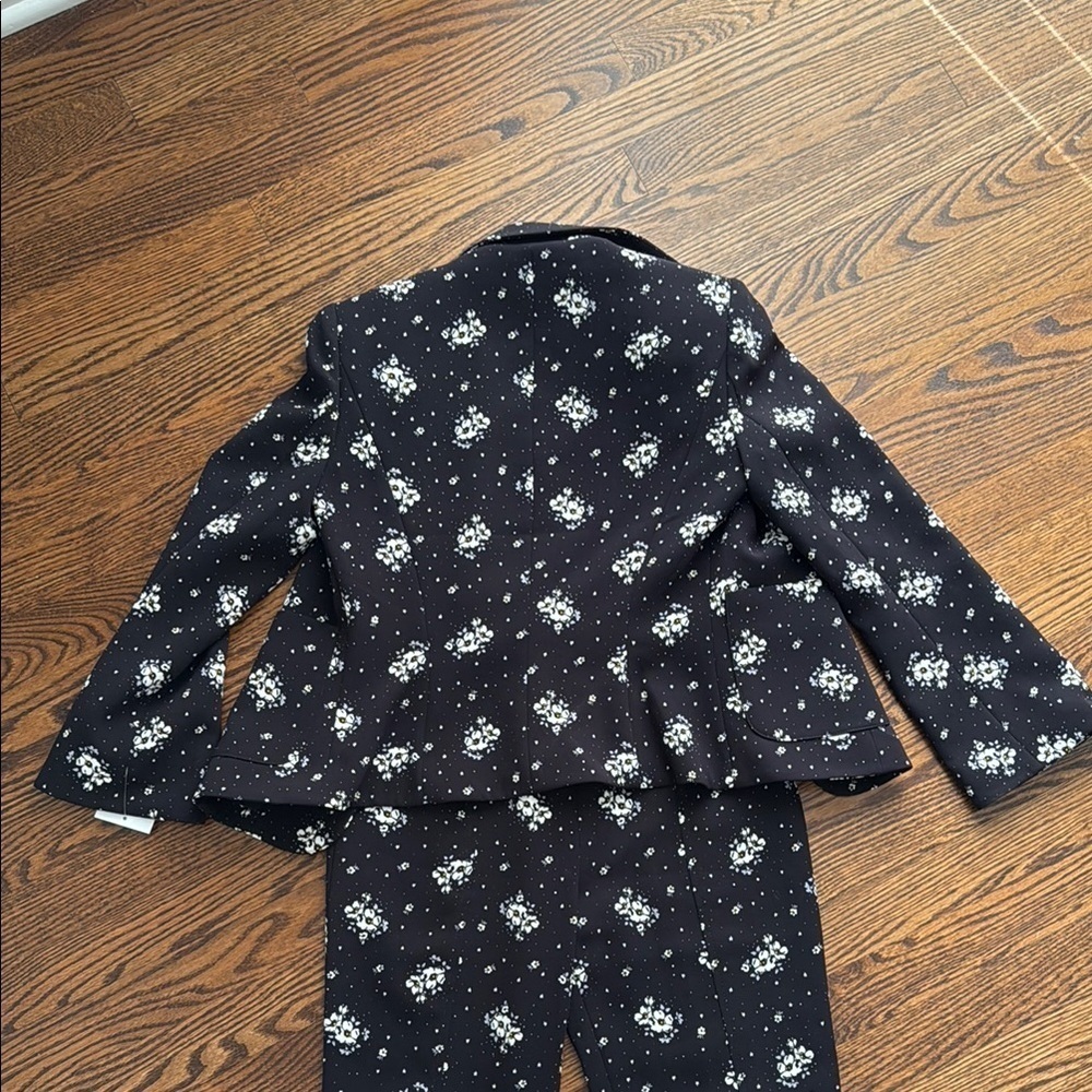 Cinq a Sept Women’s Floral Suit Jacket 4 and Pant 0 Coordinated Set - Picture 4 of 7
